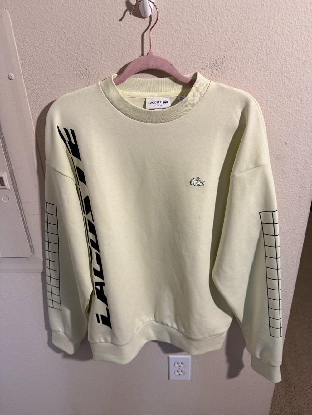 Lacoste Loose Fit Cream Graphic Crewneck Sweatshirt Men’s Small